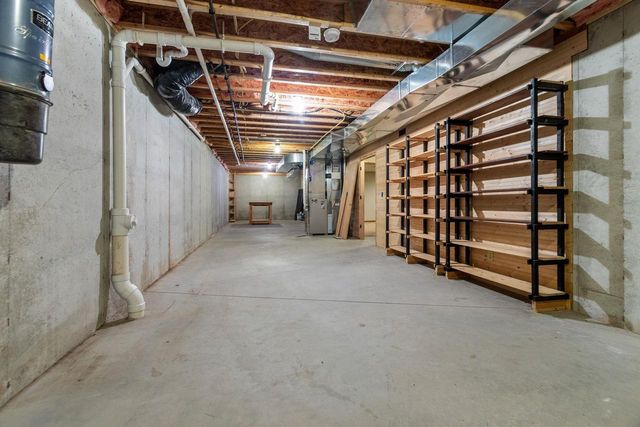 4841 CANVASBACK CIRCLE, Appleton, WI 54913