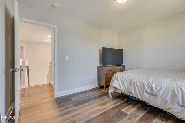 1329 Lemongrass Drive, Jonesborough, TN 37659