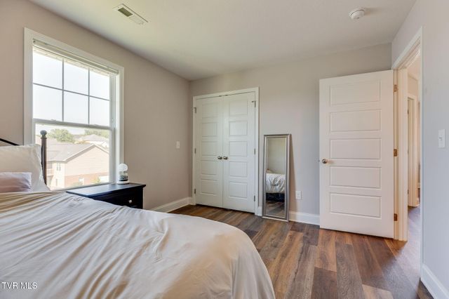 1329 Lemongrass Drive, Jonesborough, TN 37659