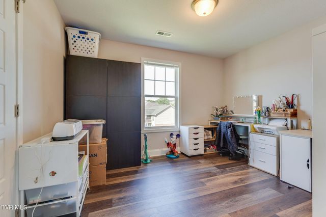 1329 Lemongrass Drive, Jonesborough, TN 37659