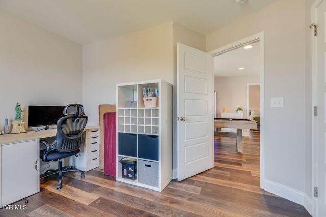 1329 Lemongrass Drive, Jonesborough, TN 37659