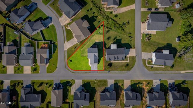 1329 Lemongrass Drive, Jonesborough, TN 37659