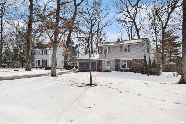 19666 Oakdale Avenue, South Bend, IN 46637