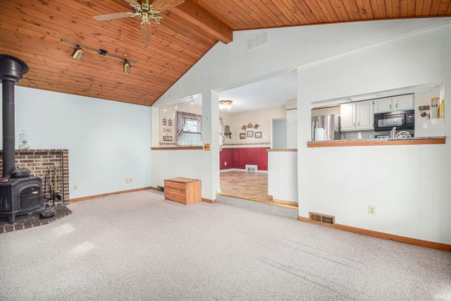 19666 Oakdale Avenue, South Bend, IN 46637