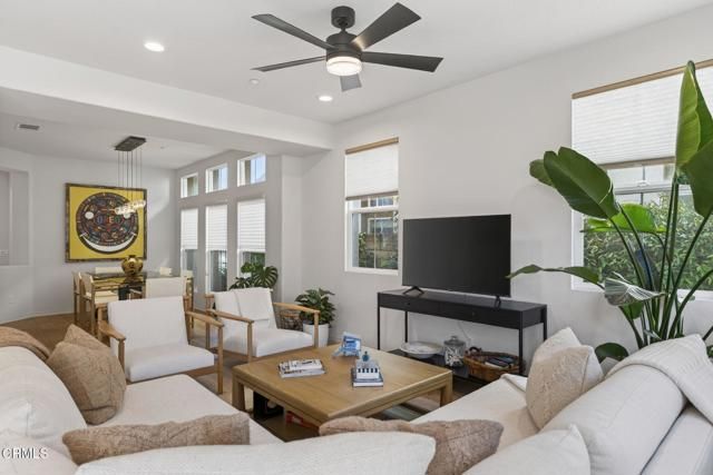 4320 Waterside Lane, Oxnard, CA 93035