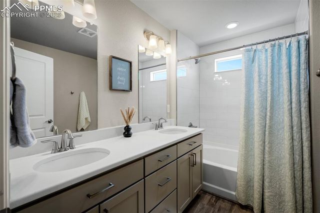 7059 Sedgerock Lane, Colorado Springs, CO 80927