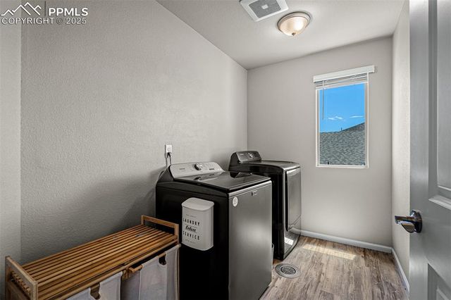 7059 Sedgerock Lane, Colorado Springs, CO 80927