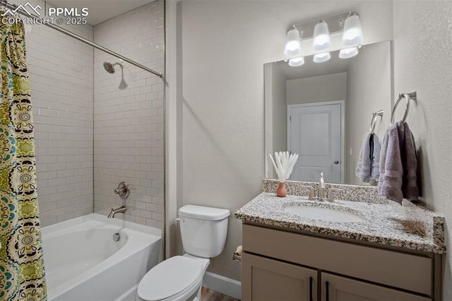 7059 Sedgerock Lane, Colorado Springs, CO 80927