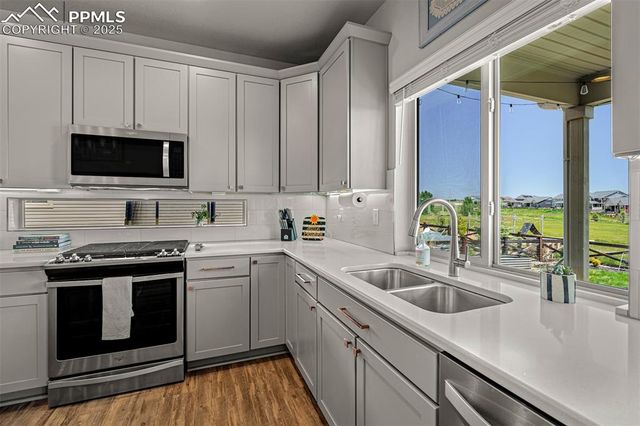 7059 Sedgerock Lane, Colorado Springs, CO 80927