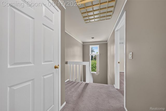 1236 Chaffer Drive, Rochester Hills, MI 48306