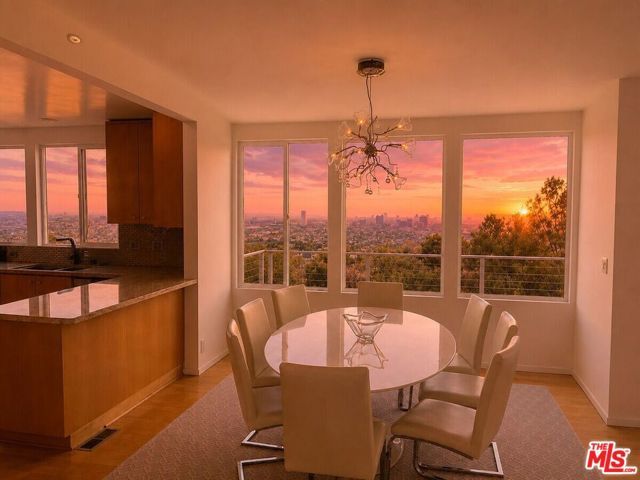 8376 Hollywood Boulevard, Los Angeles, CA 90069