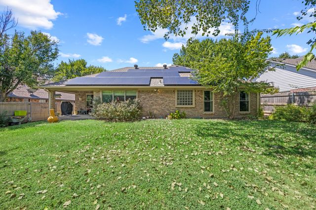 3817 Devonaire Drive, Fort Worth, TX 76008