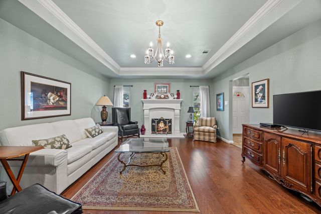 3817 Devonaire Drive, Fort Worth, TX 76008