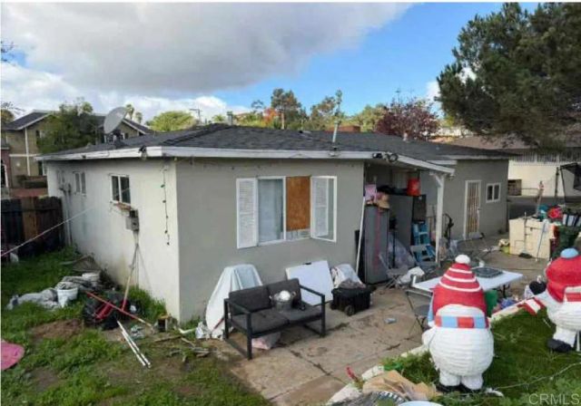 710 Civic Center Drive, Vista, CA 92084
