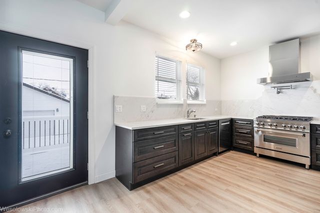 1830 S 11th Avenue, Maywood, IL 60153