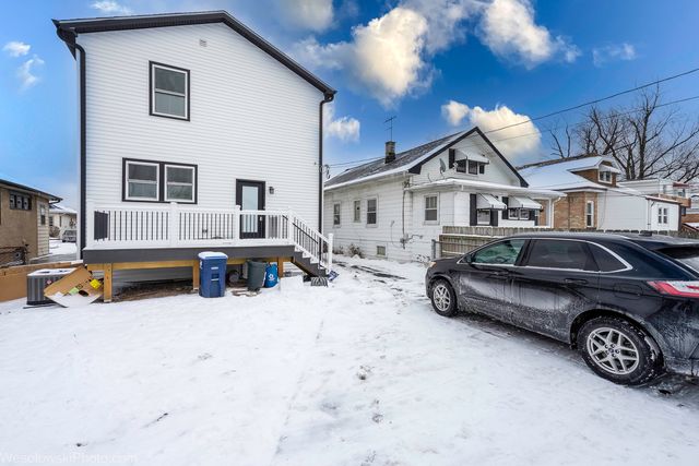 1830 S 11th Avenue, Maywood, IL 60153