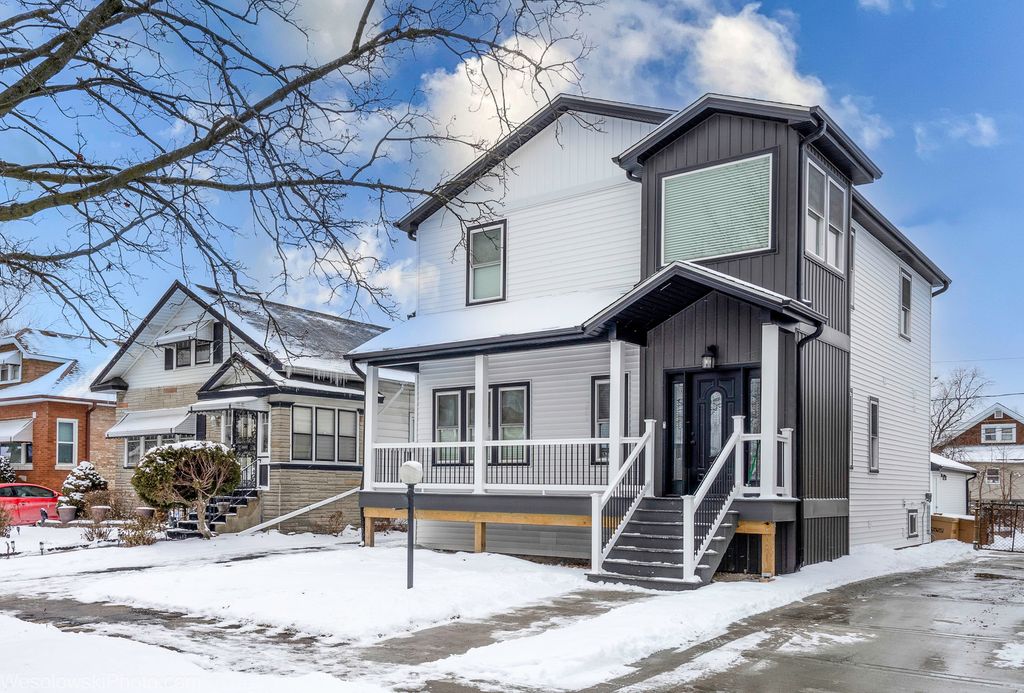 1830 S 11th Avenue, Maywood, IL 60153