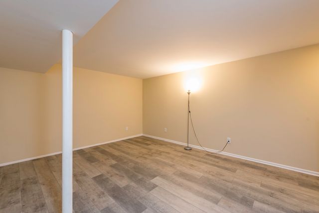 2634 Woodview Court, Waukegan, IL 60087