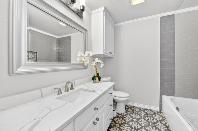 4508 Chavez Court, Granbury, TX 76048
