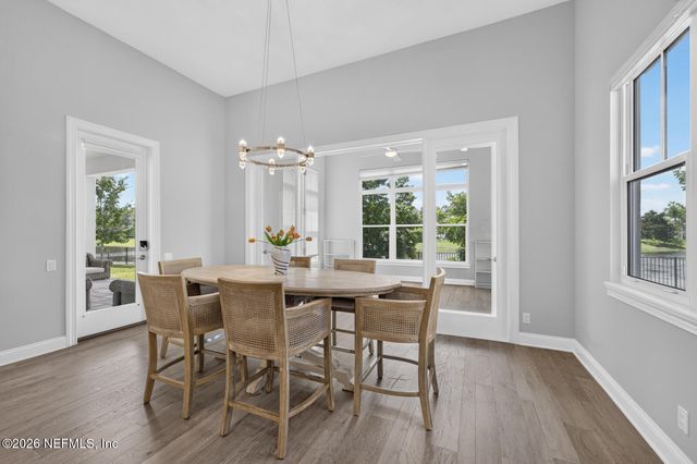 5244 COMMISSIONERS Drive, Jacksonville, FL 32224