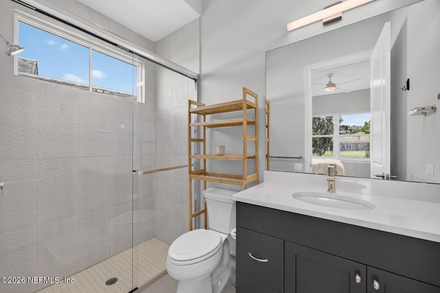5244 COMMISSIONERS Drive, Jacksonville, FL 32224