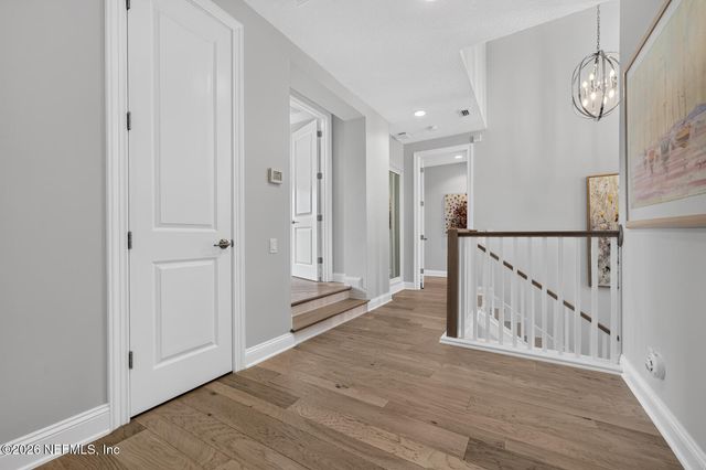 5244 COMMISSIONERS Drive, Jacksonville, FL 32224