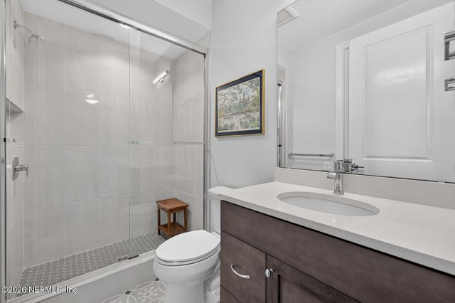 5244 COMMISSIONERS Drive, Jacksonville, FL 32224