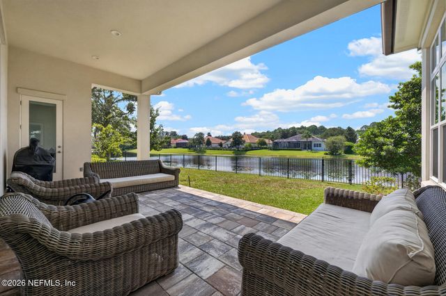 5244 COMMISSIONERS Drive, Jacksonville, FL 32224