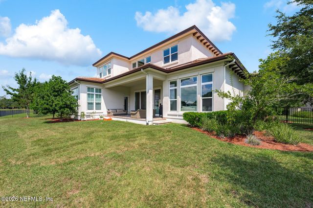 5244 COMMISSIONERS Drive, Jacksonville, FL 32224