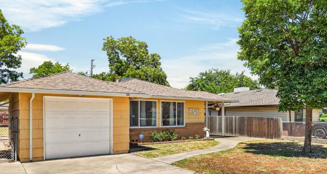 7021 21st Ave., Sacramento, CA 95820