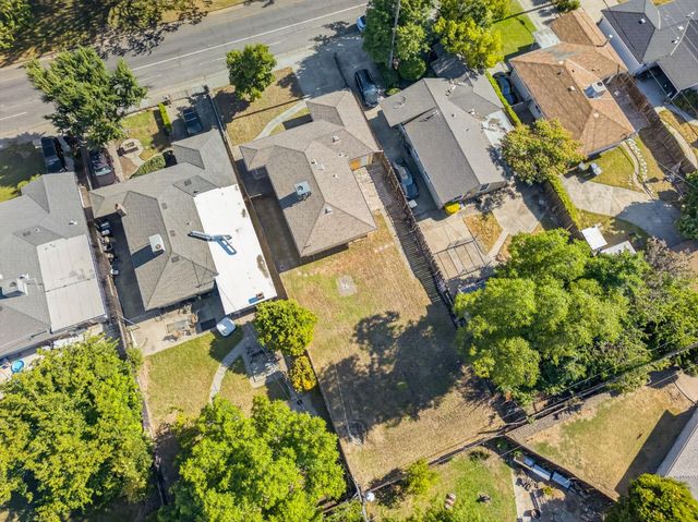 7021 21st Ave., Sacramento, CA 95820