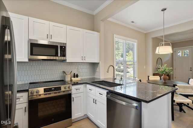 320 Gray Avenue A, Durham, NC 27701