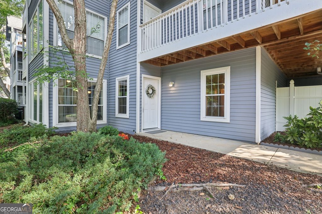 801 Gettysburg Place, Sandy Springs, GA 30350
