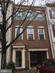 107 MARTIN LN, Alexandria, VA 22304