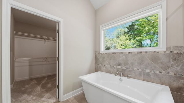 1058 SHANBORNE CV, Collierville, TN 38017