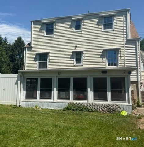 62 South Street, Windsor Locks, CT 06096