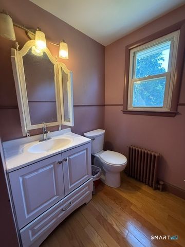 62 South Street, Windsor Locks, CT 06096