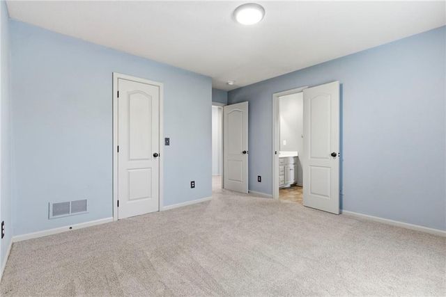 11426 S Gander Street, Olathe, KS 66061