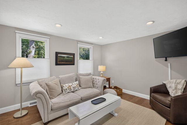 39 Antlers Shore Drive, East Falmouth, MA 02536