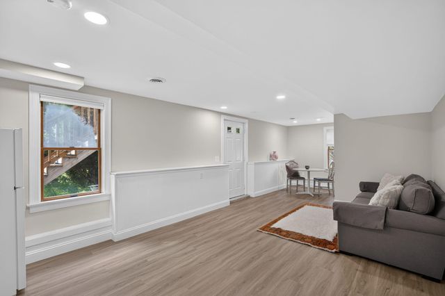 39 Antlers Shore Drive, East Falmouth, MA 02536