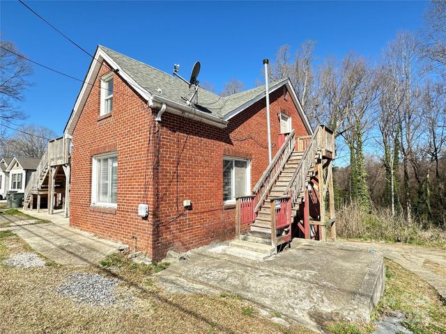 1008 Gaston Avenue, Gastonia, NC 28052