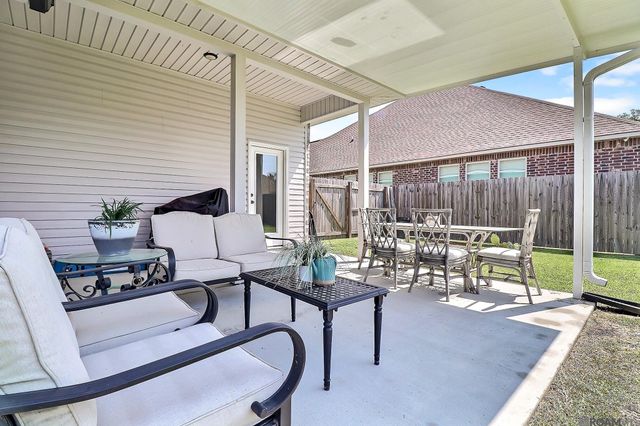 14288 Impala Run Ct, Denham Springs, LA 70726