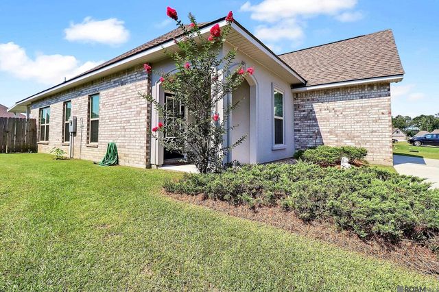 14288 Impala Run Ct, Denham Springs, LA 70726