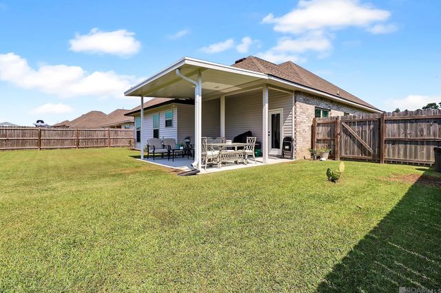 14288 Impala Run Ct, Denham Springs, LA 70726