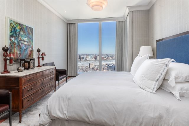1 Dalton St 3902, Boston, MA 02199
