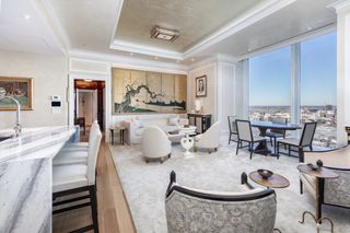 1 Dalton St 3902, Boston, MA 02199