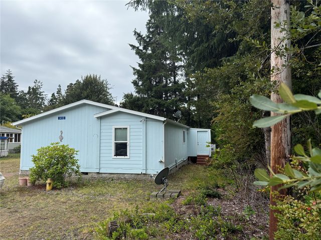 1410 304th Place, Ocean Park, WA 98640