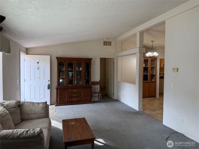 1410 304th Place, Ocean Park, WA 98640