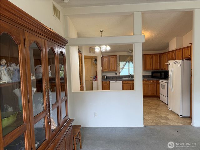 1410 304th Place, Ocean Park, WA 98640