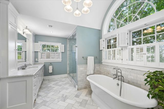 2002 Swift Boulevard, Houston, TX 77030